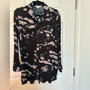 Carolina Belle 🎃long sleeve tunic length top.